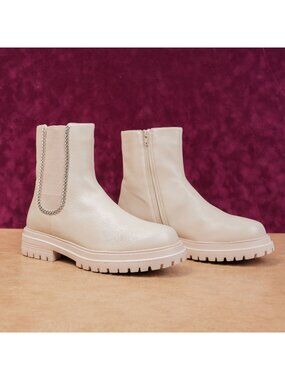 Vaneli Women Zetta Natta Ivory Leather Chelsea Platfrom Ankle Boots size 10